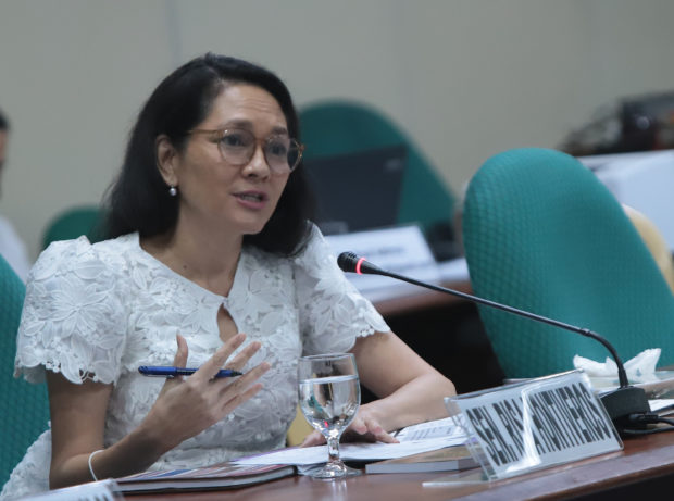 sen.  risa hontiveros
